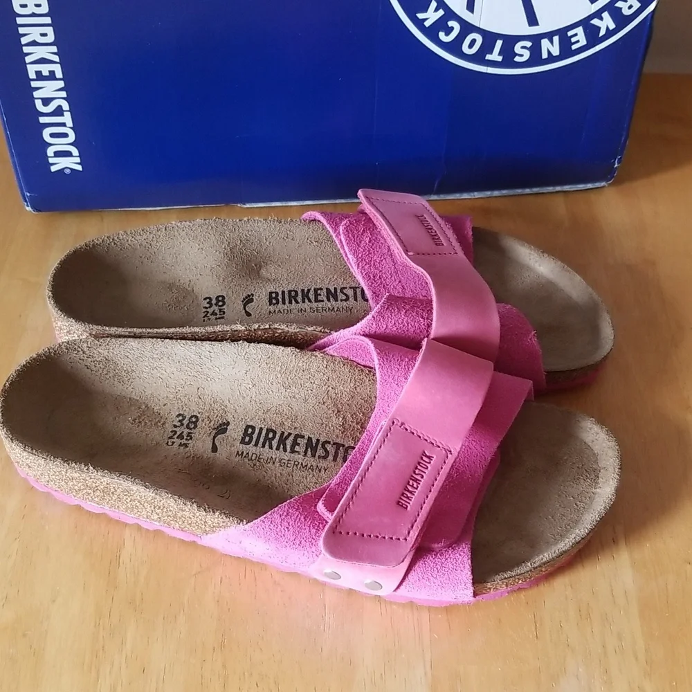 Birkenstock Oita Slide Sandal in Fuchsia - Picture 3 of 12